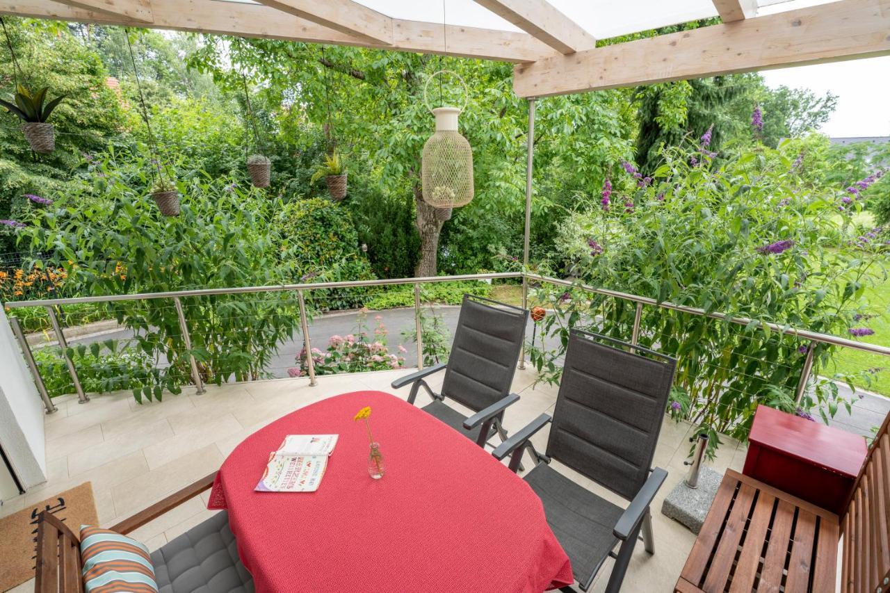 Apartments Im Garten - Haus Daniela グラーツ エクステリア 写真